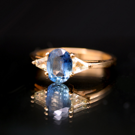 Popular 14kt Gold & Sapphire Ring